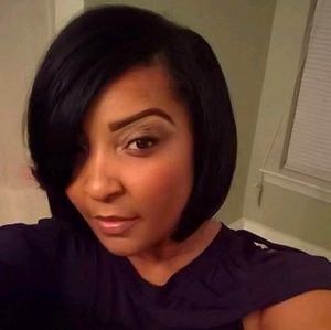 Meet your Posher, Shunaca